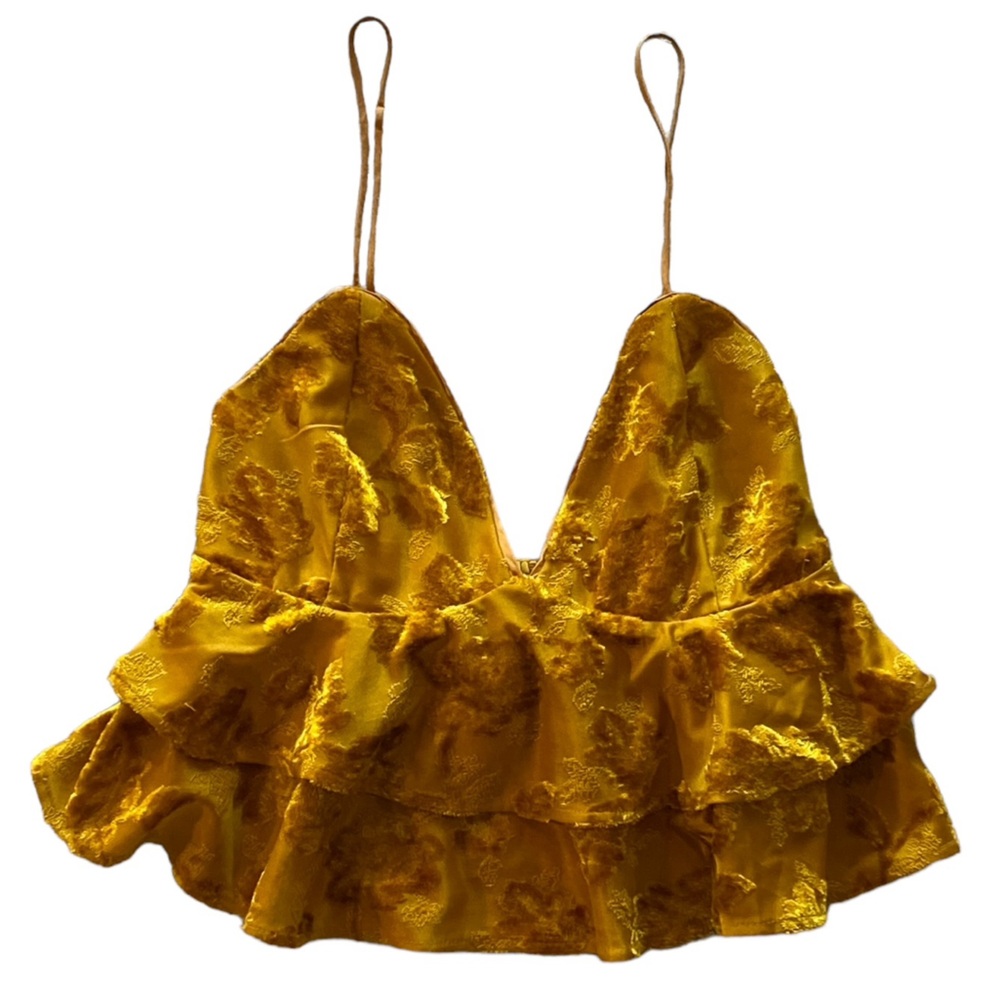 Dress Forum Gold Velvet Floral Ruffled Top Blouse Size Small Like New